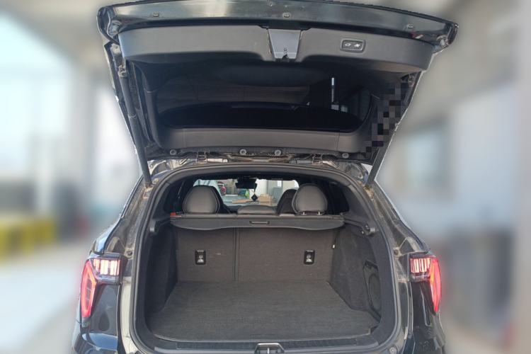 Used Lynk & Co 01 EM-P 2021 1.5TD PHEV Halo Trunk