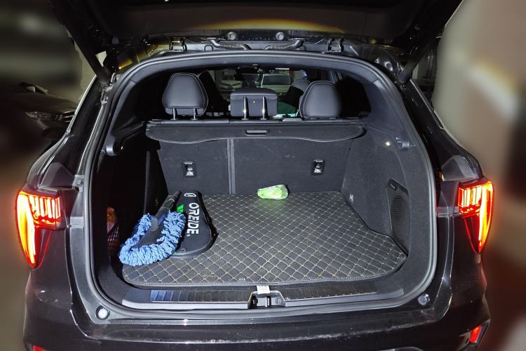 Used Lynk & Co 01 EM-P 2021 1.5TD PHEV Halo Trunk