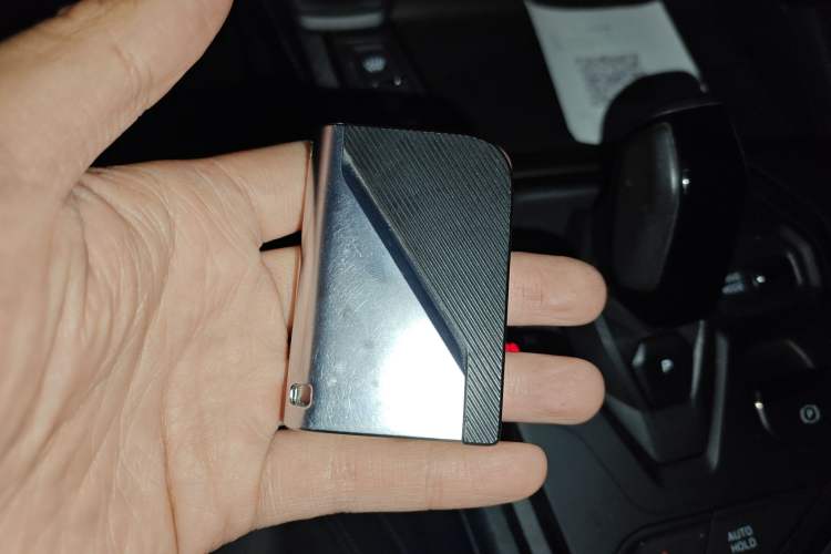 Used Lynk & Co 01 EM-P 2021 1.5TD PHEV Halo Vehicle Key