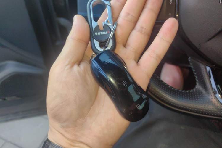 Used Lynk & Co 01 EM-P 2021 1.5TD PHEV Halo Vehicle Key