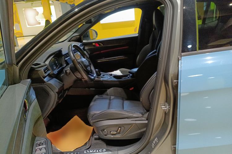 Used Lynk & Co 01 EM-P 2021 1.5TD PHEV Halo Left Front Seat