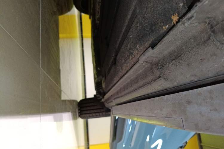 Used Lynk & Co 01 EM-P 2021 1.5TD PHEV Halo Left Side Sill