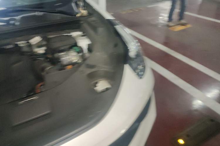 Used Lynk & Co 01 EM-P 2021 1.5TD PHEV Halo Engine Bay Left