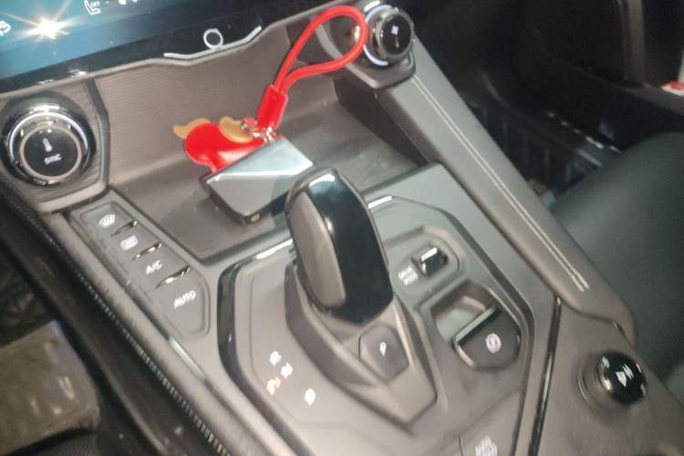 Used Lynk & Co 01 EM-P 2021 1.5TD PHEV Halo Gear Lever