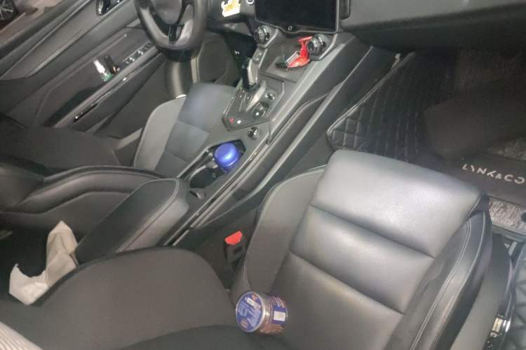 Used Lynk & Co 01 EM-P 2021 1.5TD PHEV Halo Left Front Seat