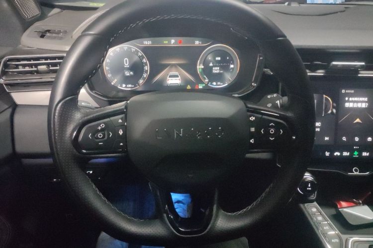 Used Lynk & Co 01 EM-P 2021 1.5TD PHEV Halo Steering Wheel