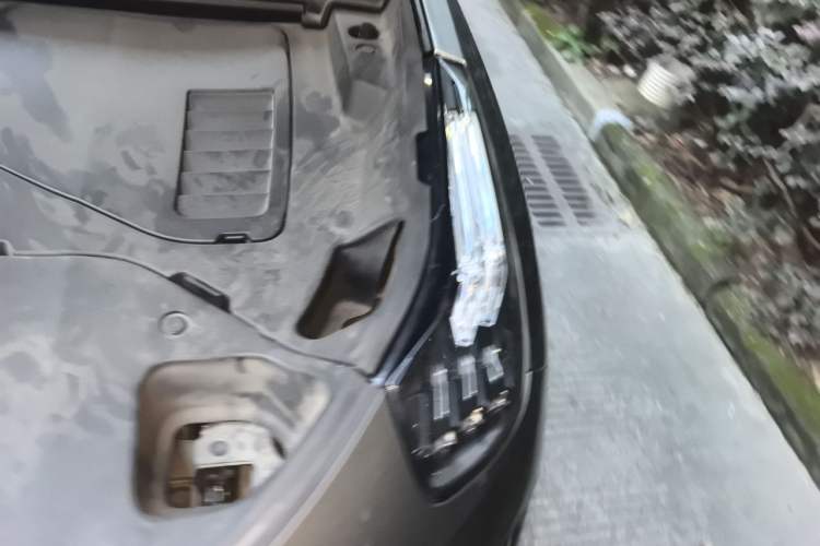 Used Lynk & Co 01 EM-P 2021 1.5TD PHEV Halo Engine Bay Left