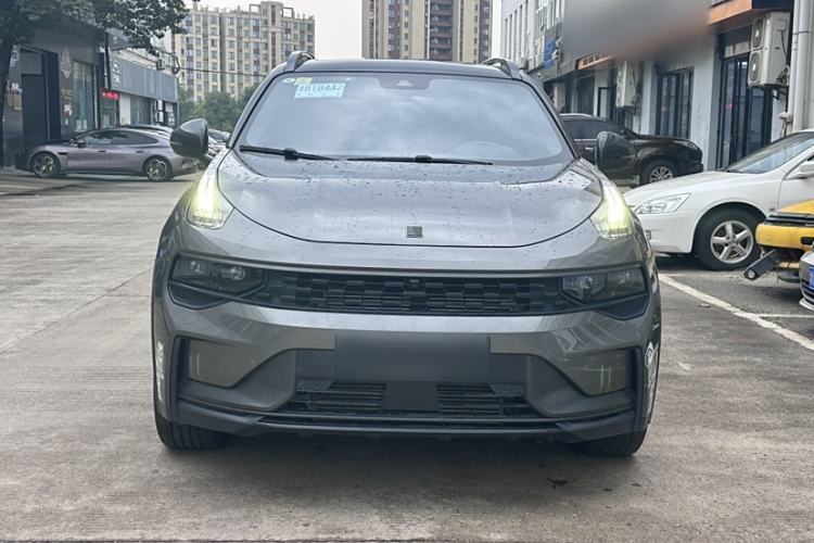 Used Lynk & Co 01 EM-P 2021 1.5TD PHEV Halo Exterior 1