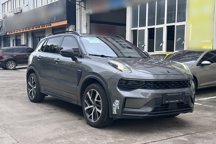 Used Lynk & Co 01 EM-P 2021 1.5TD PHEV Halo Exterior 3