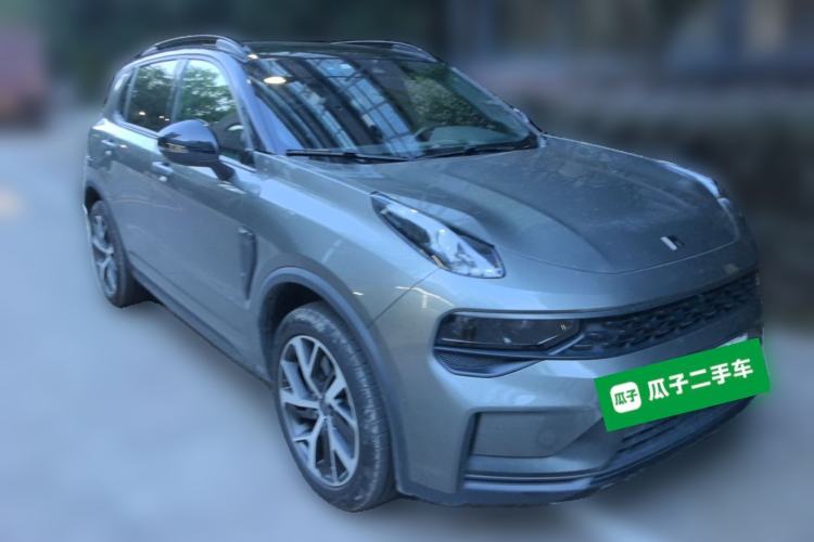 Used Lynk & Co 01 EM-P 2021 1.5TD PHEV Halo Front Right 45 Deg