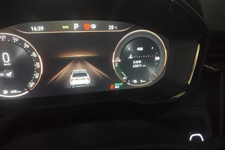 Used Lynk & Co 01 EM-P 2021 1.5TD PHEV Halo Odometer Close Up