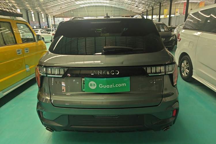 Used Lynk & Co 01 EM-P 2021 1.5TD PHEV Halo Rear