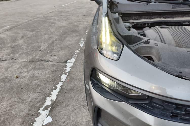Used Lynk & Co 01 EM-P 2021 1.5TD PHEV Halo Engine Bay Right