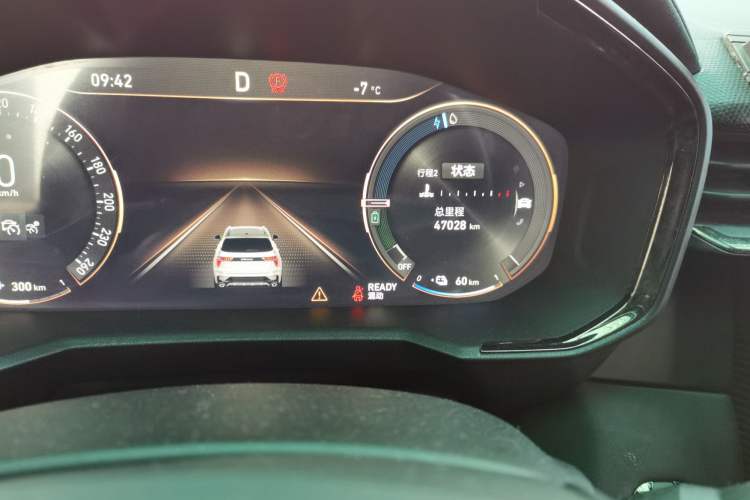 Used Lynk & Co 01 EM-P 2021 1.5TD PHEV Halo Odometer Close Up