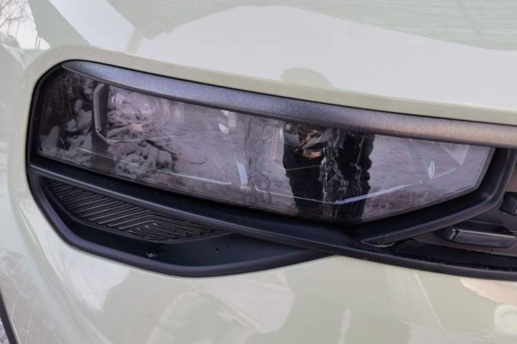 Used Lynk & Co 01 EM-P 2021 1.5TD PHEV Halo Right Front Headlight