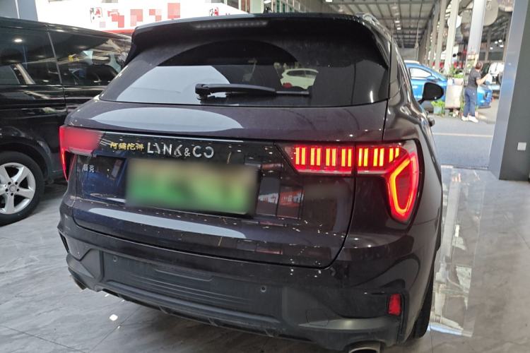 Used Lynk & Co 01 EM-P 2021 1.5TD PHEV Halo Exterior 4