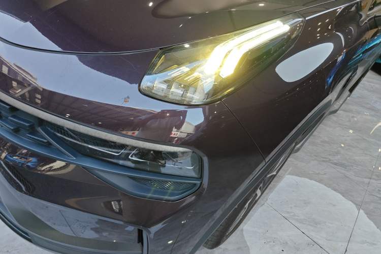 Used Lynk & Co 01 EM-P 2021 1.5TD PHEV Halo Left Front Headlight