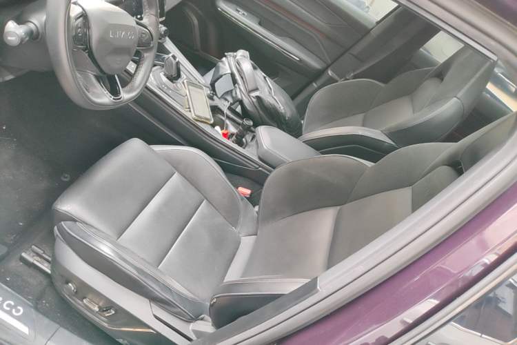 Used Lynk & Co 01 EM-P 2021 1.5TD PHEV Halo Left Front Seat