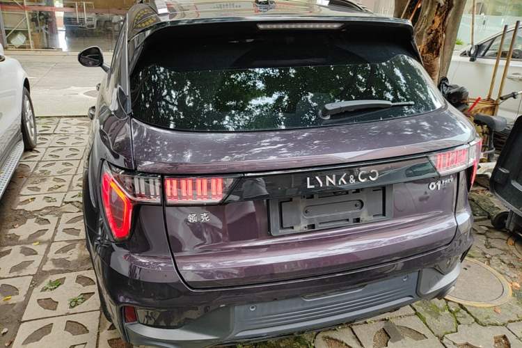 Used Lynk & Co 01 EM-P 2021 1.5TD PHEV Halo Rear Left 45 Deg