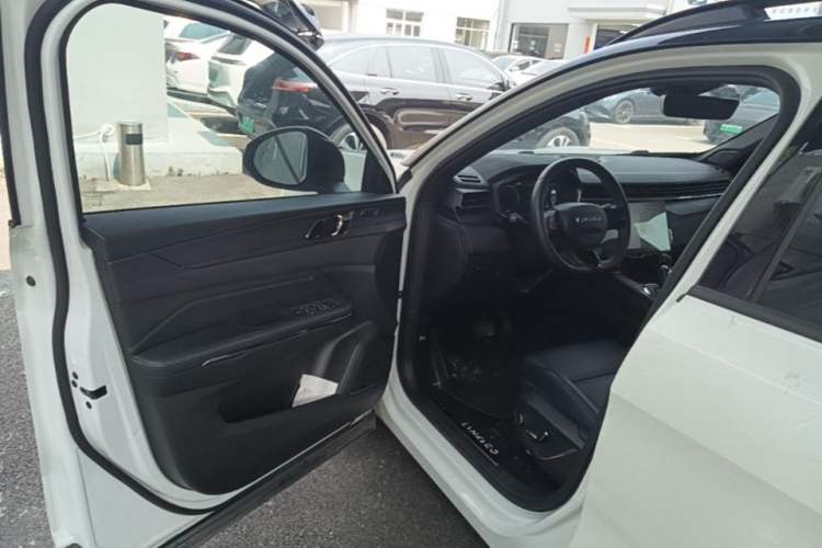 Used Lynk & Co 01 EM-P 2021 1.5TD PHEV Halo Driver Seat