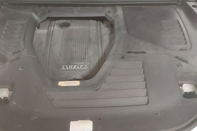 Used Lynk & Co 01 EM-P 2021 1.5TD PHEV Halo Engine Bay