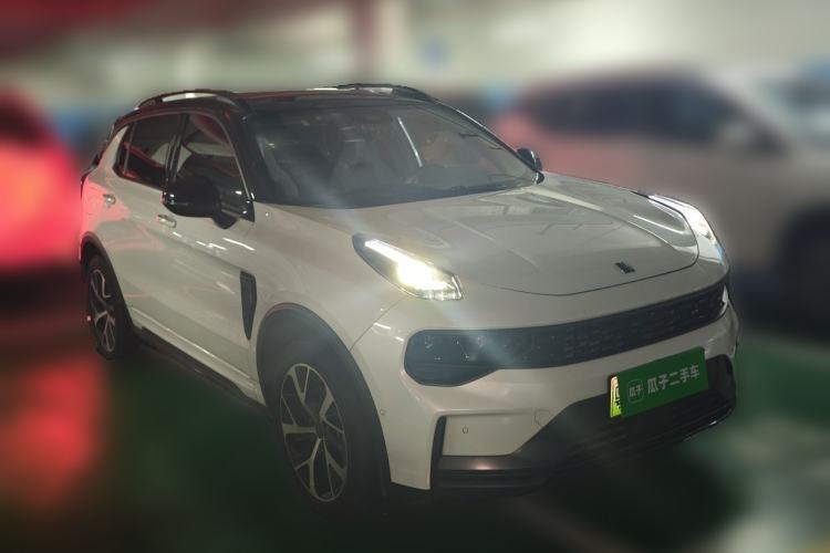 Used Lynk & Co 01 EM-P 2021 1.5TD PHEV Halo Front Right 45 Deg