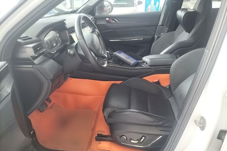 Used Lynk & Co 01 EM-P 2021 1.5TD PHEV Halo Left Front Seat