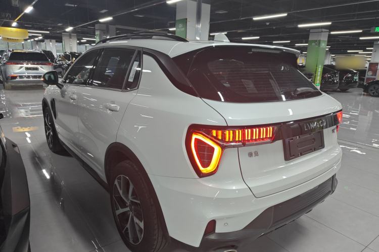 Used Lynk & Co 01 EM-P 2021 1.5TD PHEV Halo Rear Left 45 Deg