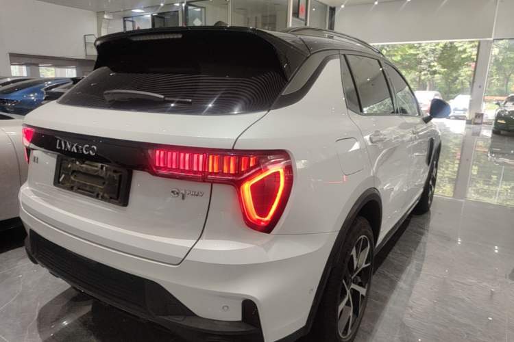Used Lynk & Co 01 EM-P 2021 1.5TD PHEV Halo Rear Right 45 Deg