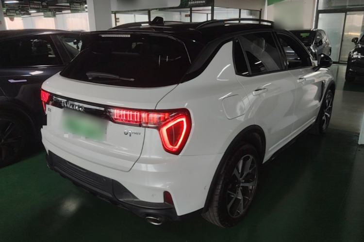 Used Lynk & Co 01 EM-P 2021 1.5TD PHEV Halo Rear Right 45 Deg
