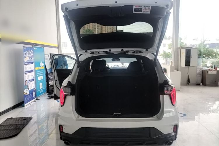 Used Lynk & Co 01 EM-P 2021 1.5TD PHEV Halo Trunk