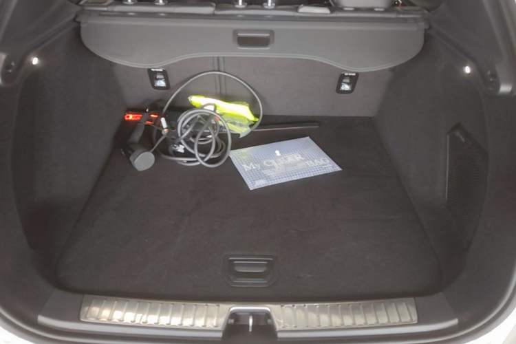 Used Lynk & Co 01 EM-P 2021 1.5TD PHEV Halo Trunk