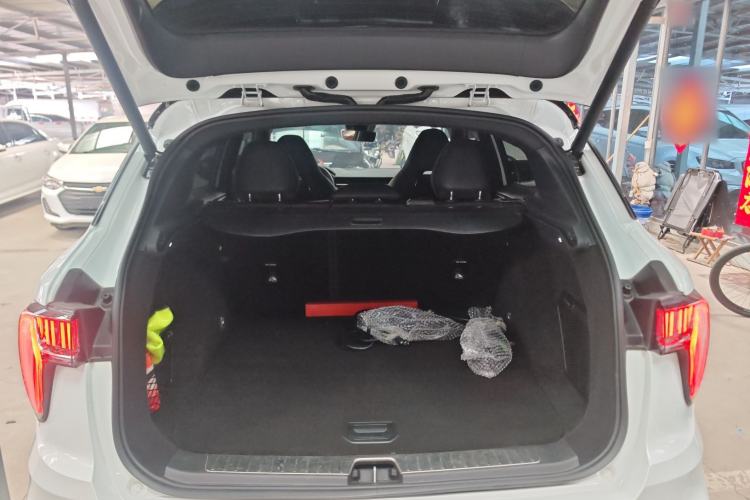 Used Lynk & Co 01 EM-P 2021 1.5TD PHEV Halo Trunk