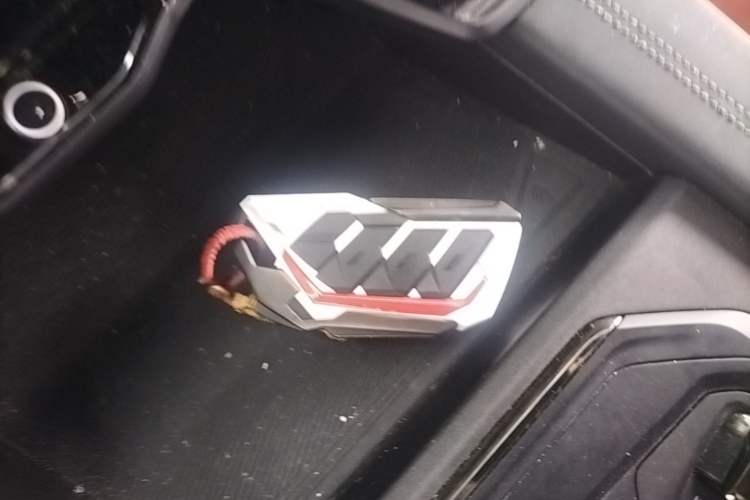 Used Lynk & Co 01 EM-P 2021 1.5TD PHEV Halo Vehicle Key