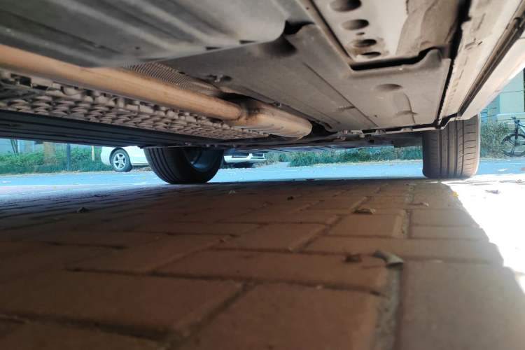 Used Lynk & Co 01 EM-P 2022 1.5TD PHEV Plus Chassis Rear Right