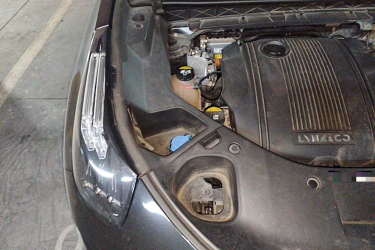 Used Lynk & Co 01 EM-P 2022 1.5TD PHEV Plus Engine Bay Right