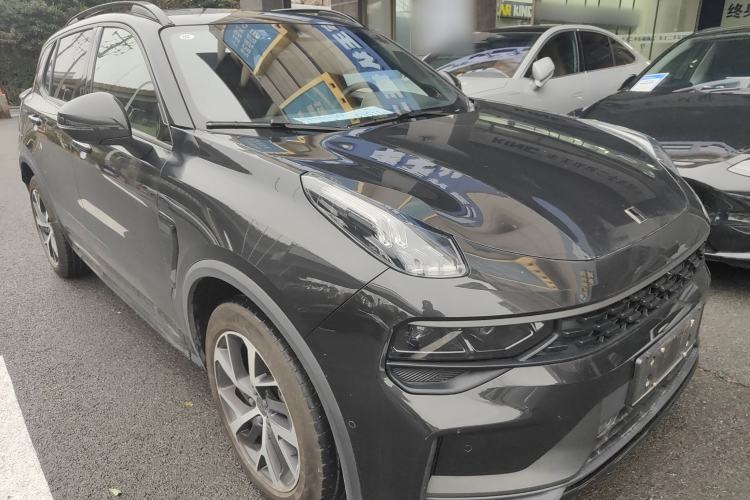 Used Lynk & Co 01 EM-P 2022 1.5TD PHEV Plus Exterior 1