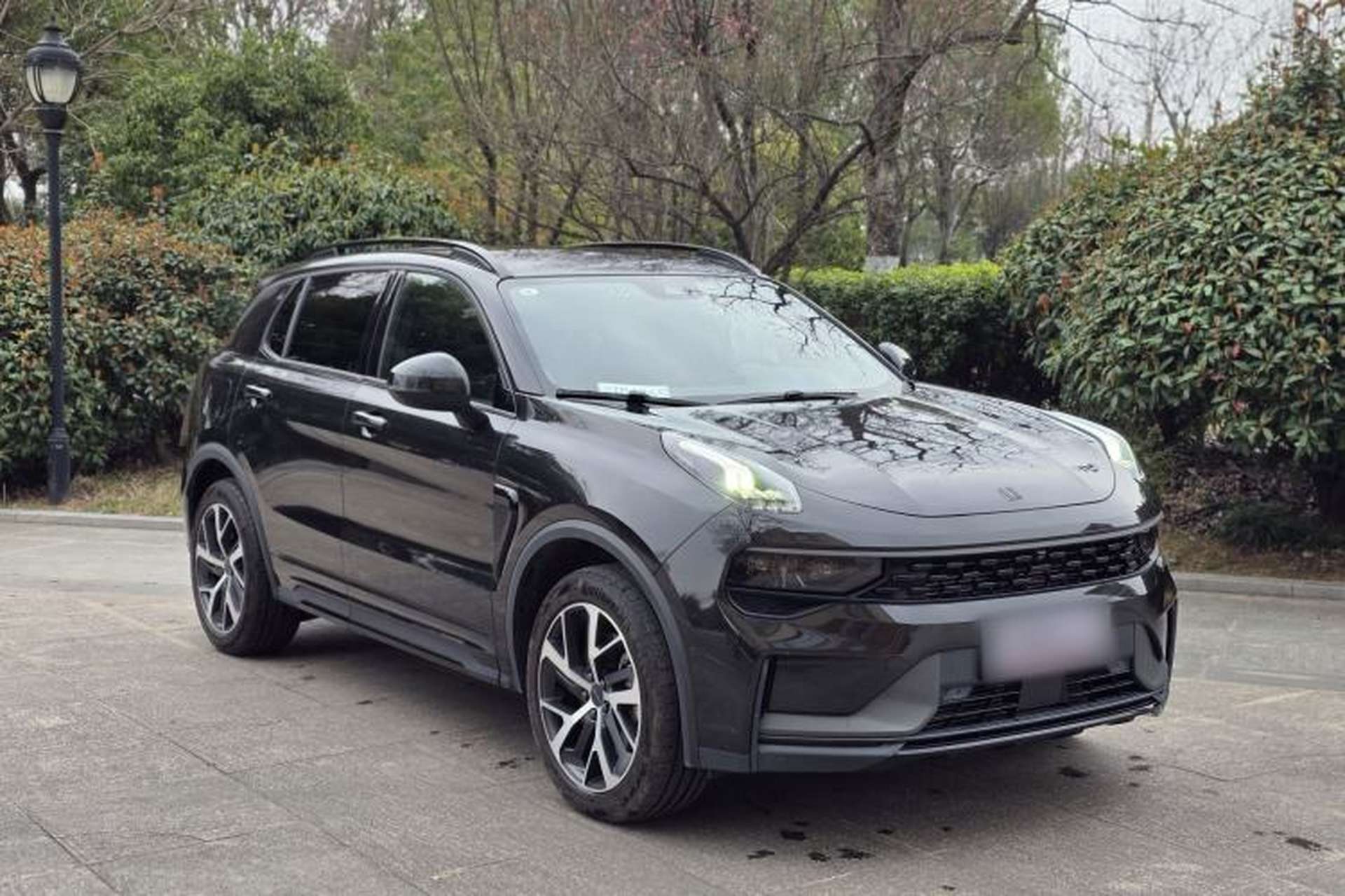 Used Lynk & Co 01 EM-P 2022 1.5TD PHEV Plus Exterior 2