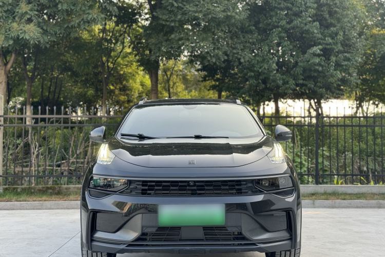 Used Lynk & Co 01 EM-P 2022 1.5TD PHEV Plus Exterior 4