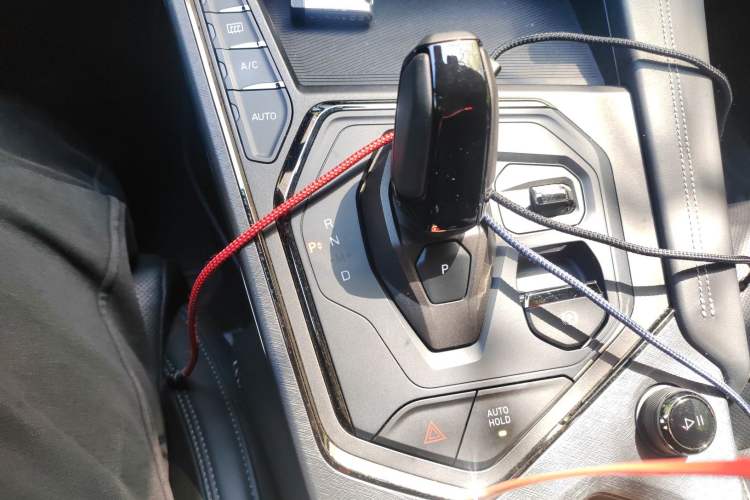 Used Lynk & Co 01 EM-P 2022 1.5TD PHEV Plus Gear Lever