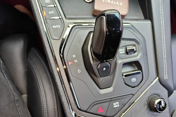 Used Lynk & Co 01 EM-P 2022 1.5TD PHEV Plus Gear Lever