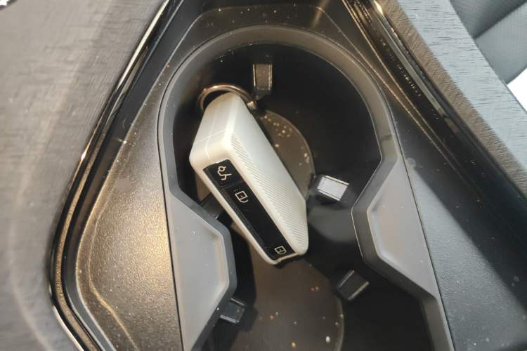 Used Lynk & Co 01 EM-P 2022 1.5TD PHEV Plus Interior 1