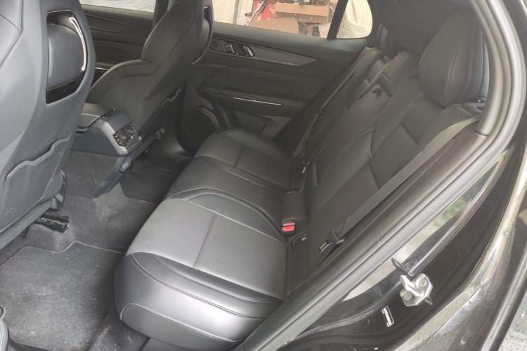 Used Lynk & Co 01 EM-P 2022 1.5TD PHEV Plus Left Rear Seat