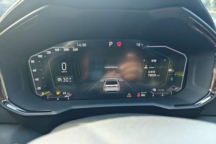 Used Lynk & Co 01 EM-P 2022 1.5TD PHEV Plus Odometer Close Up