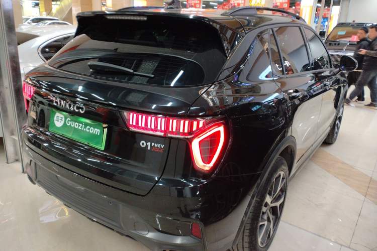 Used Lynk & Co 01 EM-P 2022 1.5TD PHEV Plus Rear Right 45 Deg