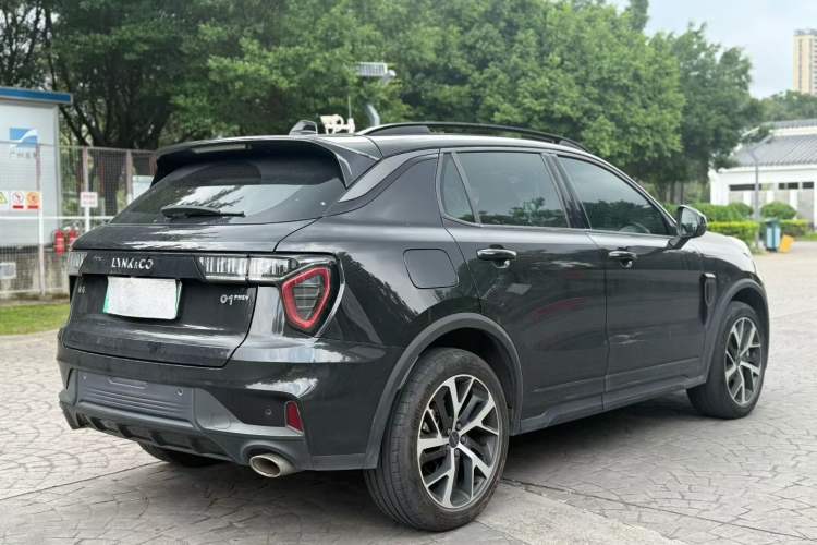 Used Lynk & Co 01 EM-P 2022 1.5TD PHEV Plus Rear Right 45 Deg