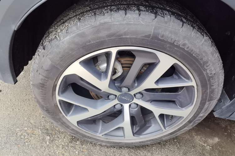 Used Lynk & Co 01 EM-P 2022 1.5TD PHEV Plus Right Rear Wheel Hub