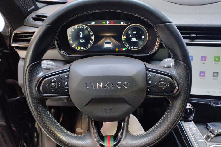 Used Lynk & Co 01 EM-P 2022 1.5TD PHEV Plus Steering Wheel