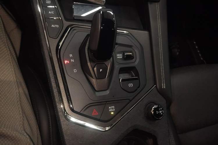 Used Lynk & Co 01 EM-P 2022 1.5TD PHEV Plus Gear Lever