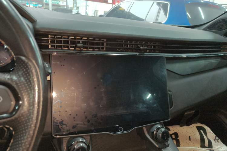 Used Lynk & Co 01 EM-P 2022 1.5TD PHEV Plus Audio And AC Panel